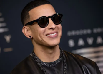 Daddy Yankee regresa al mundo musical con su nuevo sencillo “Sonríele”