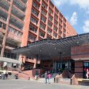 Instan a las autoridades a garantizar la dotación de material de limpieza en el hospital Razetti de Barcelona