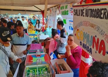 Jóvenes de 24 comunas de Bermúdez presentaron los proyectos que llevarán a consulta del 27J