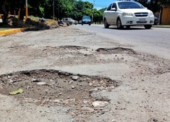 Conductores reclaman un plan de asfaltado para vialidad interna de Carúpano