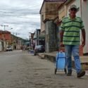 Al final de la calle Colombia y en la calle Pichincha de Carúpano llevan un mes sin agua