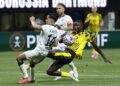 Serhou Guirassy metió al Borussia Dortmund en los cuartos de final