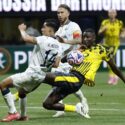 Serhou Guirassy metió al Borussia Dortmund en los cuartos de final