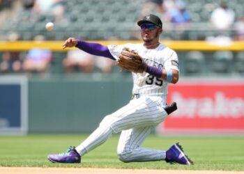 Thairo Estrada anda encendido y lideró triunfo de los Rockies sobre Astros
