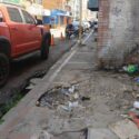 Vecinos de la calle Honduras denuncian abandono y deterioro de acera en Puerto La Cruz