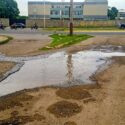 Voz comunitaria | Piden reparación de huecos en la calle Montecristo del sector La Esperanza de Anaco