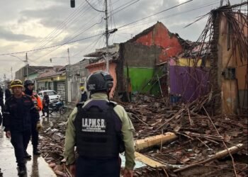 Lluvias generaron el colapso parcial de vivienda en Barcelona