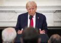 Trump sube la presión sobre Putin con amenaza de aranceles y el envío de armas a Ucrania