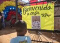 Familias de migrantes repatriados de El Salvador esperaban con ansias abrazo de reencuentro (+Fotos)