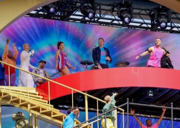 J Balvin pone el sabor latino y Coldplay aparece por sorpresa en la final del Mundial