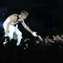 Justin Bieber lanza SWAG, su séptimo disco