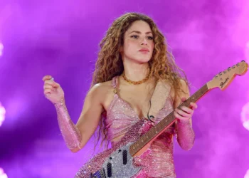 Shakira donará parte de los ingresos de su show en Texas a víctimas de inundaciones