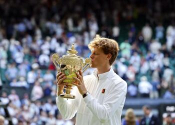 Abierto de Wimbledon: Sinner es un robot; Alcaraz, por una vez, humano