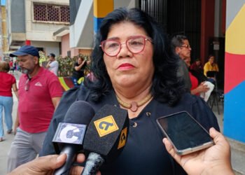 Cles adelanta reforma de un paquete de leyes para el primer trimestre de actividades