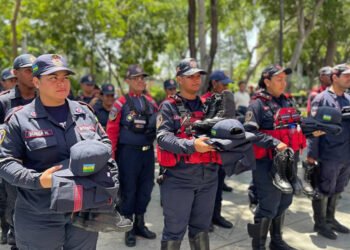 Autoridades conmemoraron el Día Nacional del Bombero en Barcelona