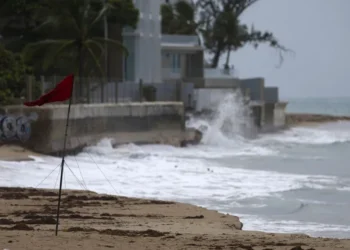 La tormenta Erin se convierte en el primer huracán de la temporada del Atlántico