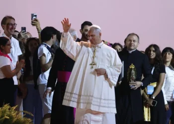 El papa León XIV llama a «construir un mundo más humano» en un multitudinario Jubileo de Jóvenes en Roma