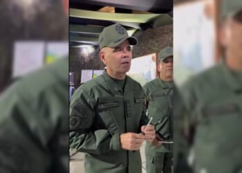 Padrino López anunció despliegue de buques en aguas del Caribe para combatir el narcotráfico