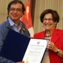 Alcalde de Lima propone retirar la medalla de la ciudad a Petro tras reclamar territorio