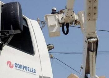 El Gobierno de Venezuela evalúa planes para "consolidar" mejoras en el sistema eléctrico