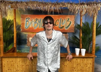 Danny Ocean abre la puerta del ‘Babylon Club’ para «apagar el ruido» que afecta el mundo