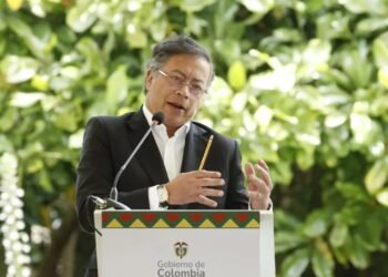 Petro responde a congresista de EE.UU. que está dispuesto a ir a la cárcel por la verdad