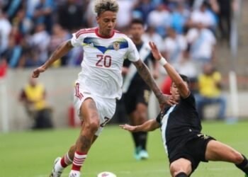 Jhonder Cádiz usará la fecha FIFA para recuperarse de una lesión