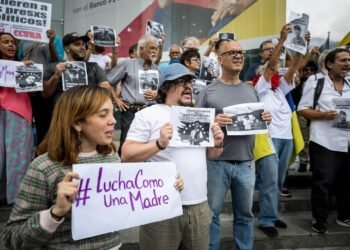 Más de 800 personas exigen la liberación de la activista Grajales, según ONG venezolana