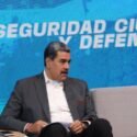 Nicolás Maduro jura que a Venezuela "no la toca nadie"