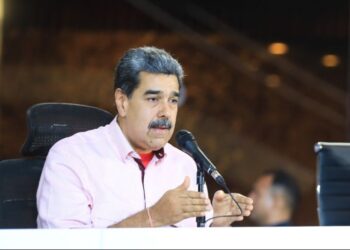 Maduro ordena despliegue de 4,5 millones de milicianos tras anuncio de recompensa de EEUU