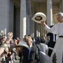 El papa León XIV se cita con una multitud de jóvenes en Roma en el acto más esperado del Jubileo