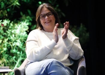 Gobierno impulsa política de IA con centro de investigación y marco legal