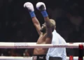 Crawford derrota a ‘Canelo’ Álvarez por unánimidad y le arrebata sus títulos mundiales de boxeo