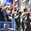 Lula lidera un desfile por la Independencia de Brasil marcado por la defensa de la soberanía