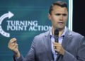 Charlie Kirk fue trasladado a un hospital y se encuentra en estado crítico tras recibir un disparo