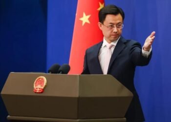 China condena la "injerencia externa en los asuntos de Venezuela" y las acciones de EE.UU.