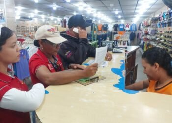 Sumat cerró 10 establecimientos comerciales en un operativo en Carúpano