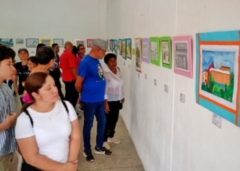 Las calles de Carúpano quedaron plasmadas en una exposición de arte urbano en el Ateneo Luis Mariano Rivera