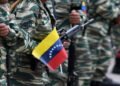 Gobierno anunció un despliegue de militares en comunidades para enseñar "manejo de armas"
