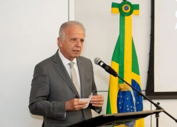 Brasil se mantiene alerta, pero no tomará partido en conflicto entre EEUU y Venezuela