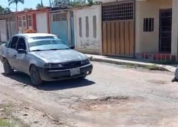 Vecinos de Campeche en Cumaná piden asfaltado de la avenida principal