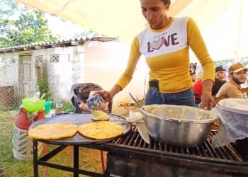 V Feria de la Cachapa atrajo a cientos de visitantes a la población de San Antonio de Andrés Mata