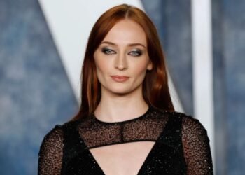 Sophie Turner será Lara Croft en una serie sobre Tomb Raider