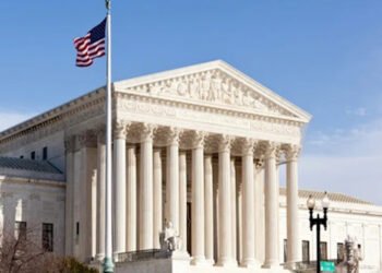 Gobierno Trump pide al Supremo que le permita revocar el TPS de más de 300.000 venezolanos