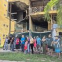 Vecinos de Parque Guaraguao exigen avances en demolición de torre afectada por explosión de gas