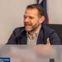 Senador de Puerto Rico tilda de "sumisión" recibir al secretario de Guerra de EEUU