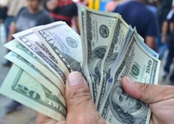 Precio del dólar aumentó 241,42 % entre enero y septiembre