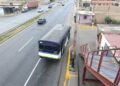 Usuarios dicen que el aumento del pasaje asfixia aún más su economía