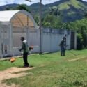 Cuadrillas de la alcaldía ejecutaron jornada de limpieza en el sector Los Molinos de Carúpano (+Fotos)