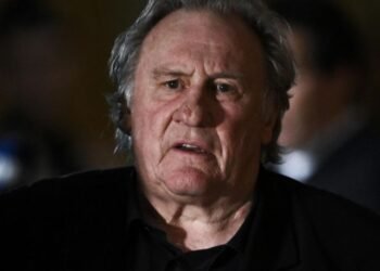 Depardieu se sentará de nuevo en el banquillo por denuncias de abuso